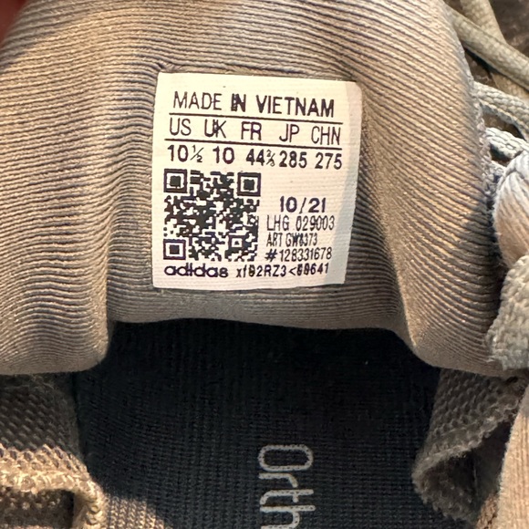 Yeezy 500 “Granite” - Picture 2 of 7